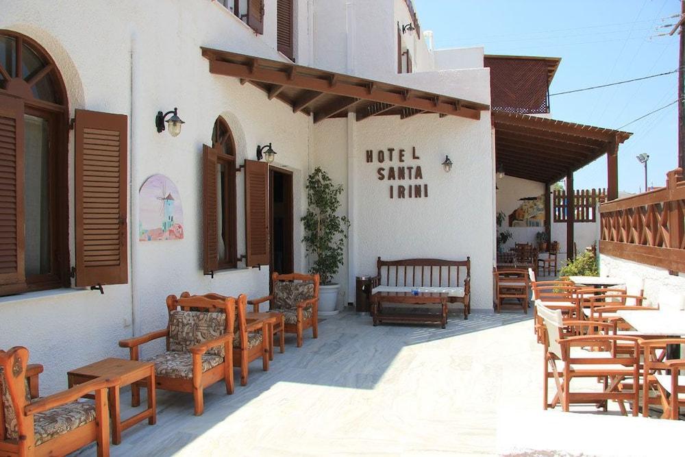Santa Irini Hotel بيريسا المظهر الخارجي الصورة