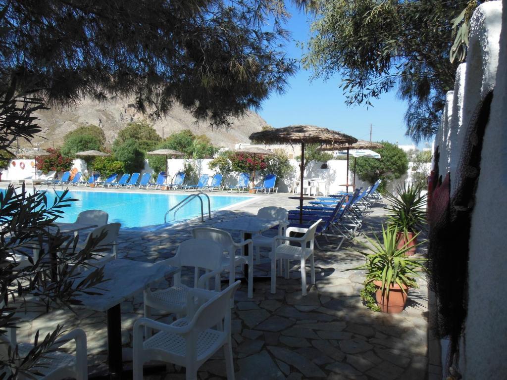 Santa Irini Hotel بيريسا المظهر الخارجي الصورة