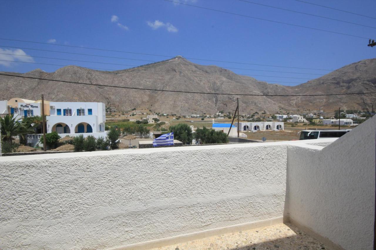 Santa Irini Hotel بيريسا المظهر الخارجي الصورة